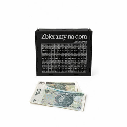couleur Czarny — Drewniana skarbonka z wyzwaniem oszczędnościowym – Twój napis i Twój cel