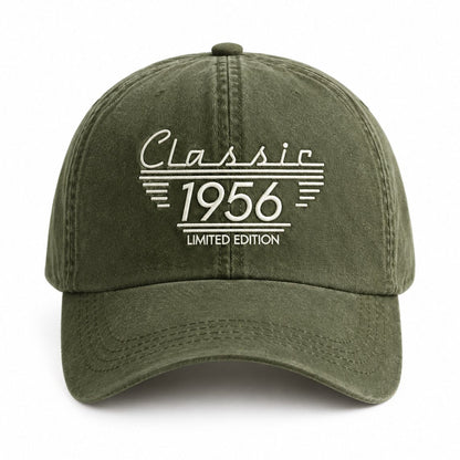 couleur Oliwkowy — Personalizowana czapka z daszkiem Classic – sprany dżins vintage z Twoim rokiem lub napisem